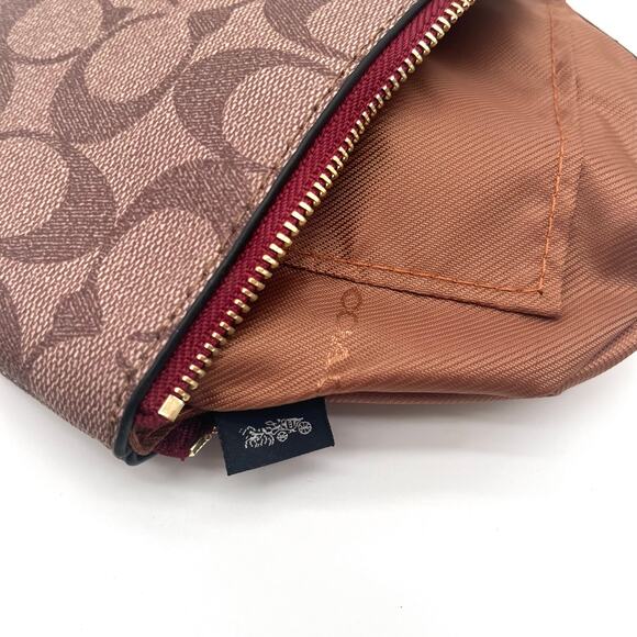 COACH NWT Signature Leather Strawberry Corner Zip Wristlet - Picture 11 of 12